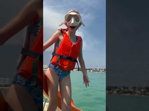 Video Giorgia e lo Skibidiboppy al mare! #salvoegiorgia #shorts