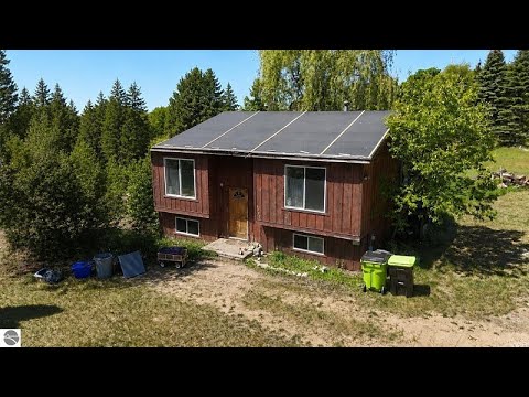 5527 Old Maple Trail, Grawn, MI home video tour