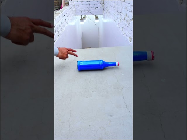 Blue VS White Breaking Glass Bottles ⚠️ Crushing Crunchy & Soft Things