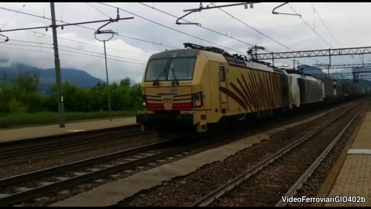 E494 & E652 transitano nella stazione di Ora - E494 & E652 pass through Ora station