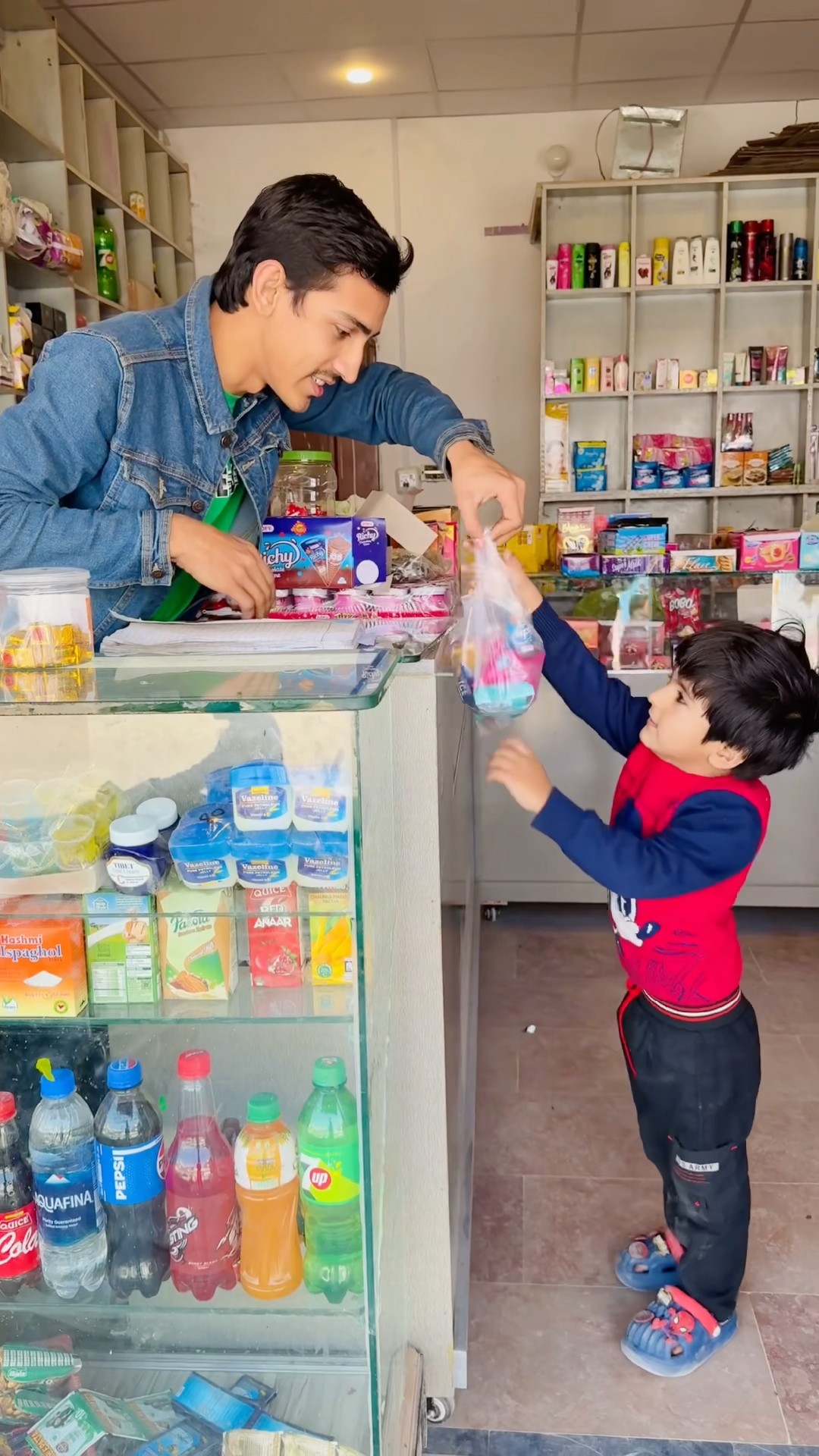 Kid ? Buying With Fake Money ❤️|