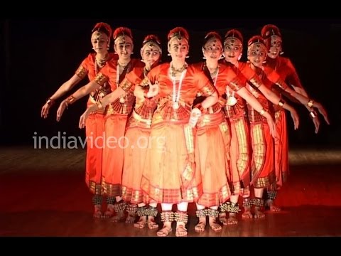 Sampradayam   Bharatanatyam Group Dance Performance By Mallika Sarabhai