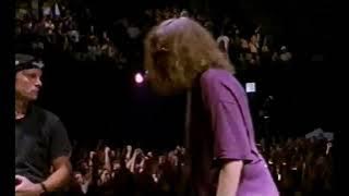 Ramones - Anyway You Want It (feat. Eddie Vedder)  [Live at The Palace, 1996)