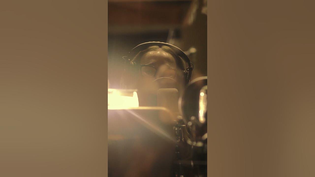 Ольга Бузова - "Верни" Romantic Version - YouTube