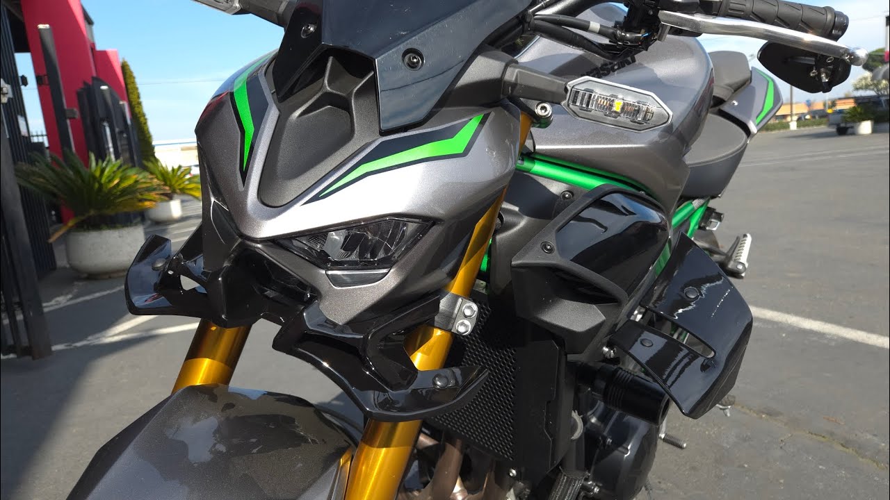 Zed900 SE (remixed) Peeks & Glances update (winglets)