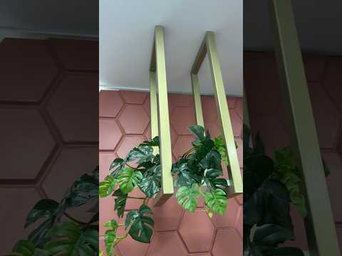 …для того что бы я на них цветочки положила ☺️ Сделали бы себе такие? #полки #полкиподпотолком