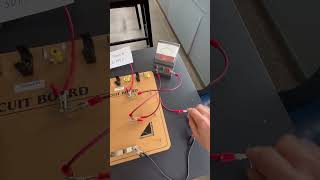 Setting up a series circuit.
