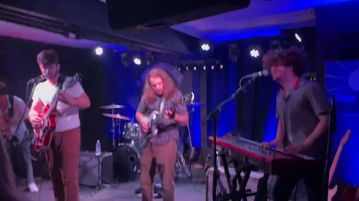 Tower Brothers - Gwen (Live at the Stone Church, J...