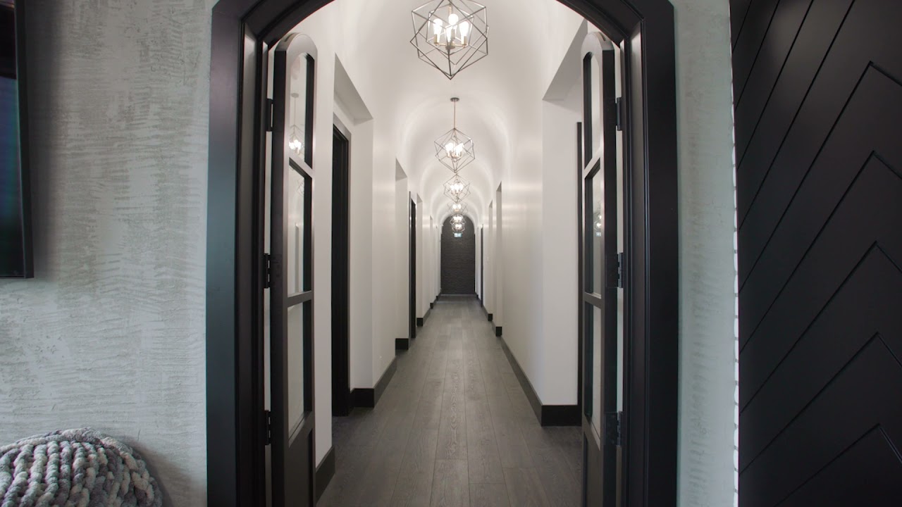 Iconic Beauty Aesthetics Tour (No Dialogue)