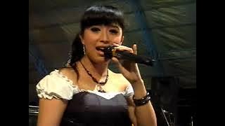 yuni ayunda   cinta rahasia  sera tasik agung rembang 2010