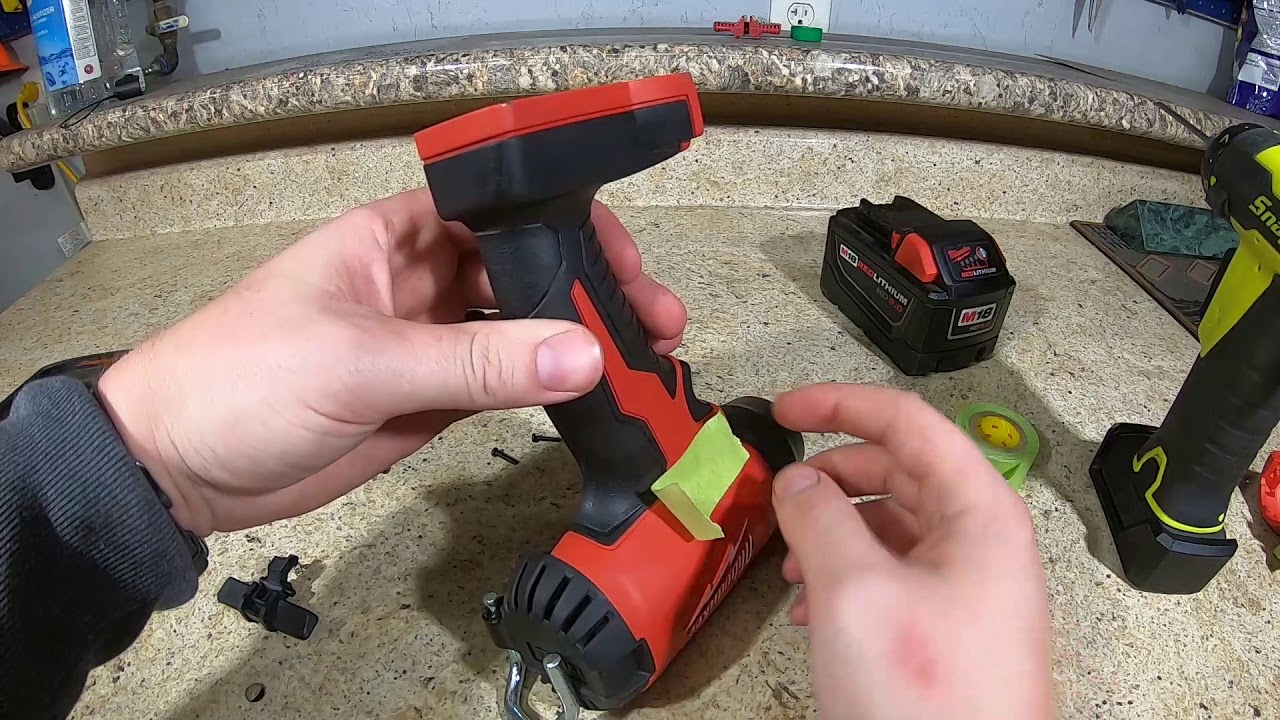 Review of the Milwaukee M18 BHG heat gun 