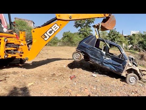 New JCB 3DX 4x4 car recover and destroy by JCB becko loader