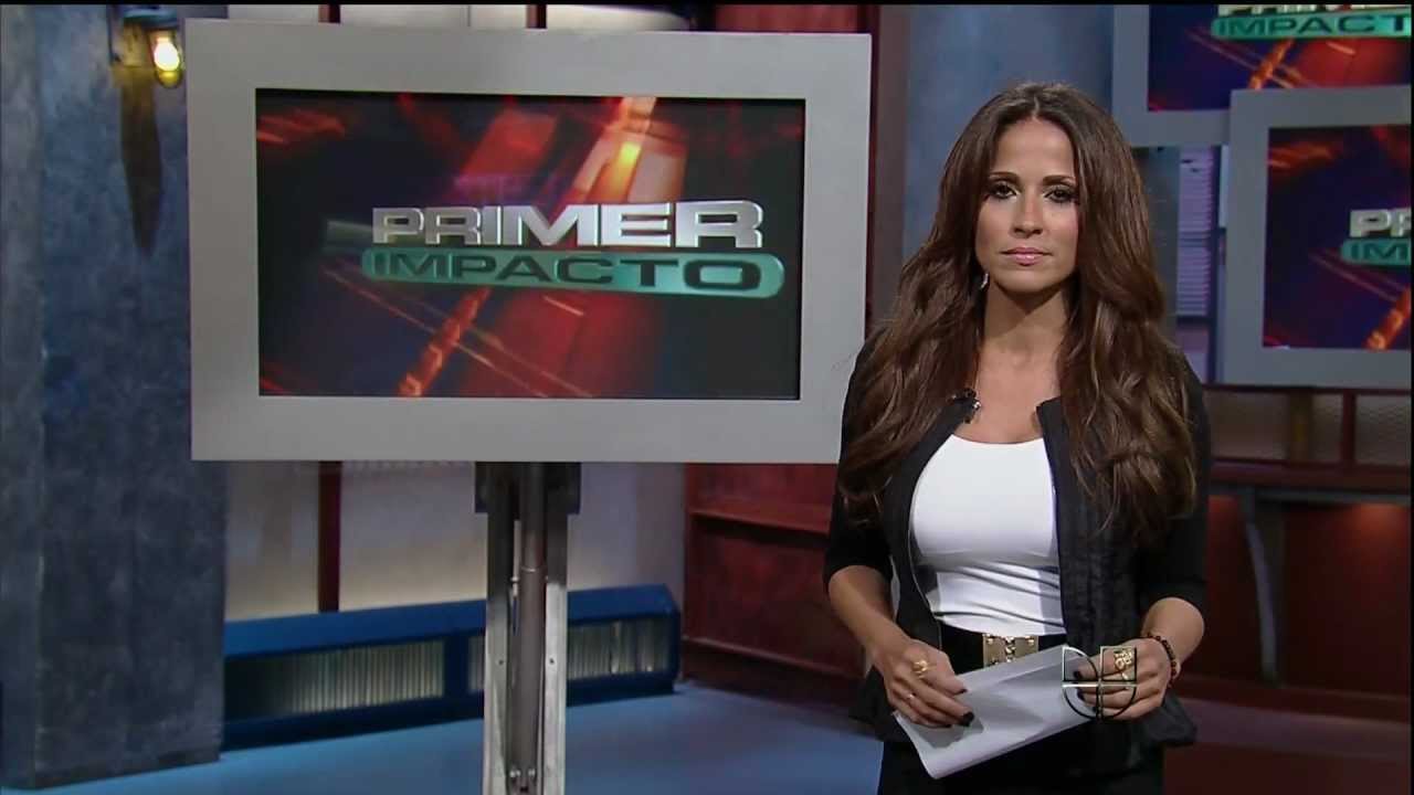 Primer+Impacto+Jackie+Guerrido Jackie Guerrido 2012/04/16 Primer Impacto HD; White top, black jacket ...