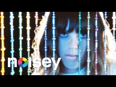 Melody's Echo Chamber - Crystallized (Official Video) - YouTube