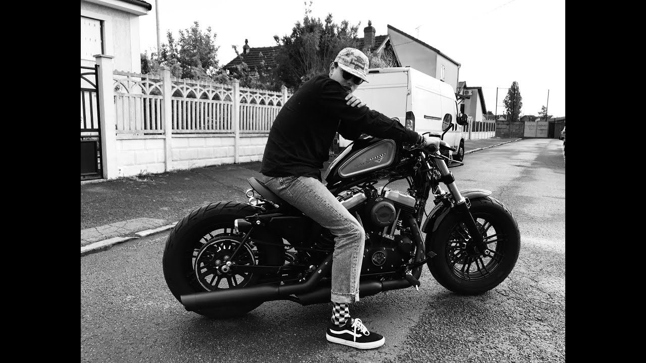 Preparation D Un Hd Sportster Forty Eight 48 Youtube Preparation D Un Hd Sportster Forty Eight 48 Youtube