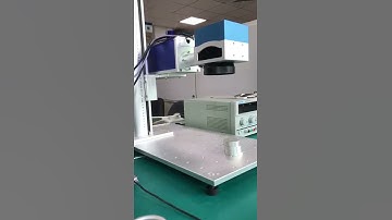 điều chỉnh độ cao trục lập máy khắc laser fiber với chức năng tự động