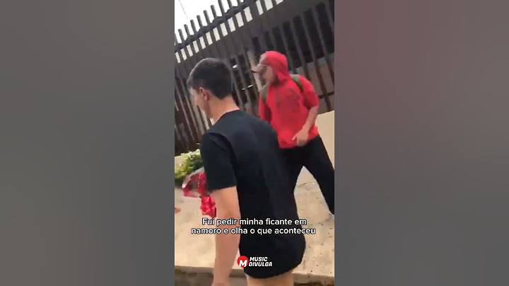 Pedido de namoro no colégio 😂