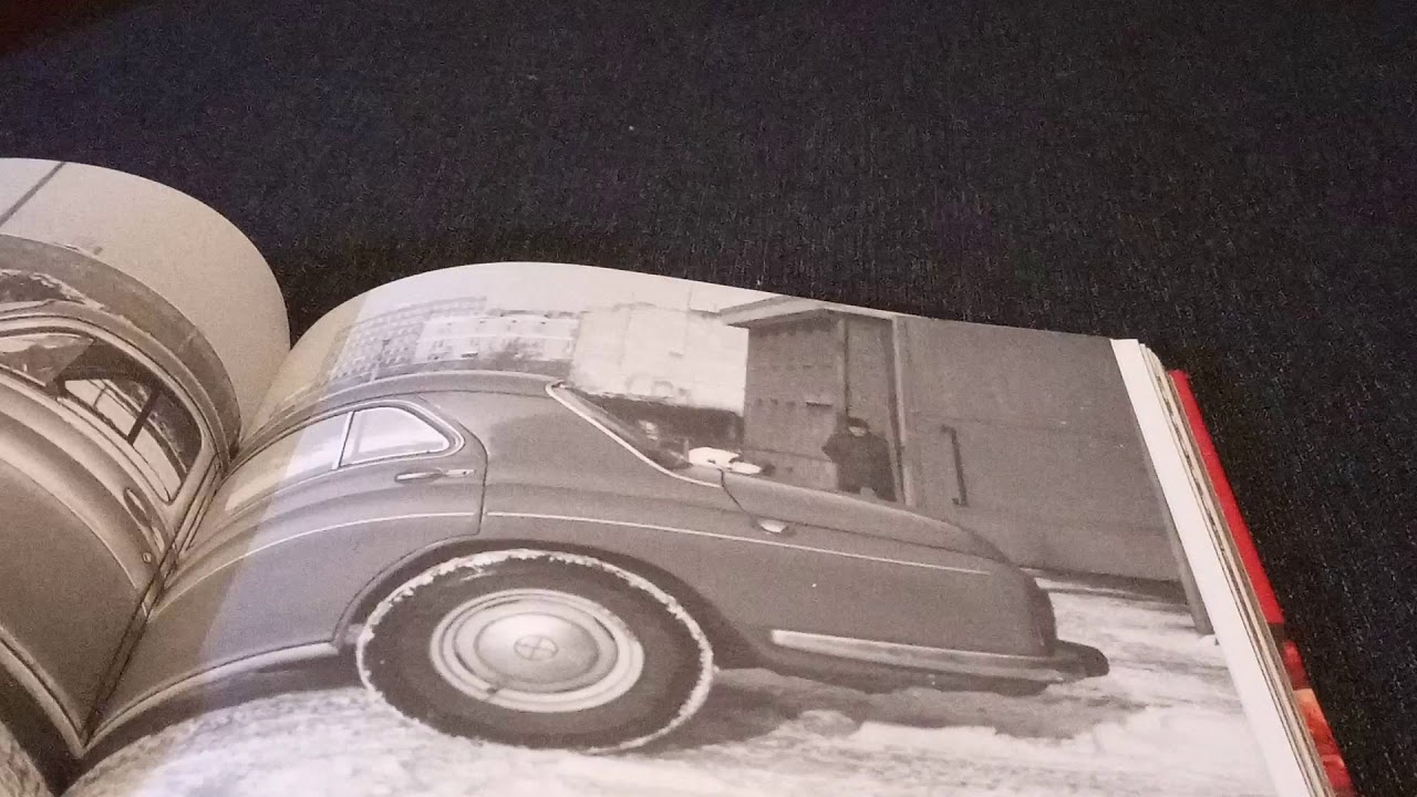 FSO Warszawa animacja przewracania kartek książki .