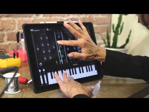 Moog Model 15 - iOS Trailer