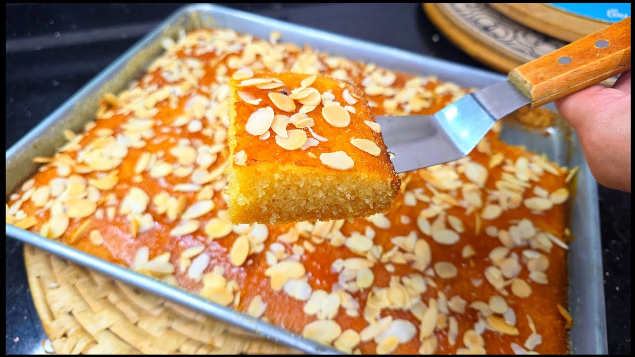 مطبخ ام وليد / بسبوسة نتاع بكري خلطي كلش مع بعض بدون ترتيب ، وحد البنة تحفة 😋😍🥰.
