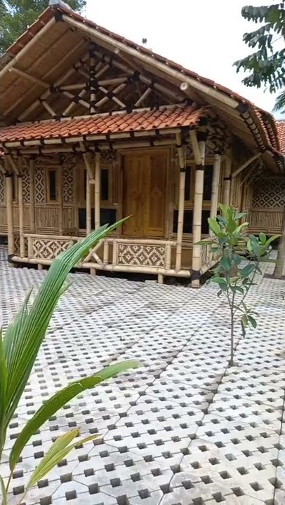 rumah bilik bambu panggung
