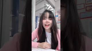 Big Cute Girl Periscope Live 381