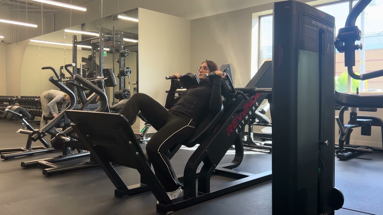 Bulgarian Split Squat on Hack Squat