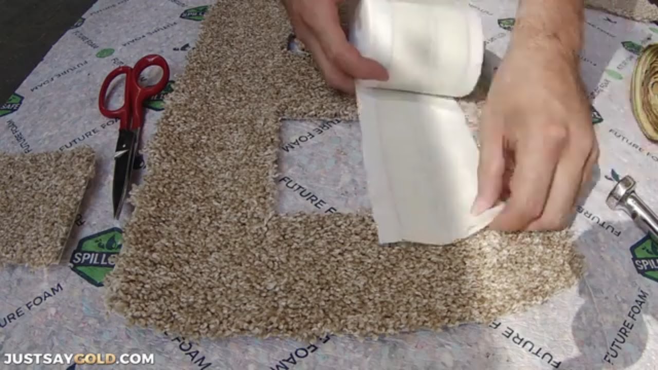 You can repair carpet DIY without professional tools 