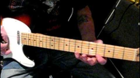 Guitar Tips and Tricks with Reg Keyworth...# 3..speed triplets.