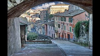 Vlog:1 :  Perugia 😲اقدم مدينة & جامعة