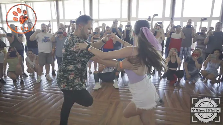 Alberto y Marta sensual bachata from PAW2022 (Maki...