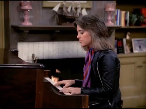Leather Tuscadero Plays Piano Over A Montage Of Memories About Richie - Happy Days S5E18