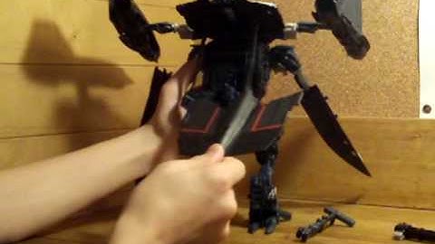 Transformers ROTF reviews: Leader class Jetfire (Pt. 1)