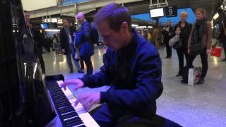 Piano gare de lyon : Borsalino, Les copains d'abord