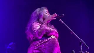 Live in Music City: Yola - &quot;Faraway Look&quot; (Ryman Auditorium March 3, 2022)