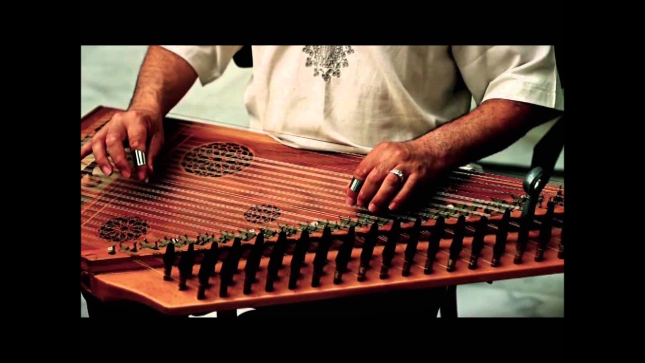 Mara Aranda & Youssef el Houssaini. 