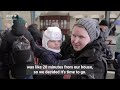 Families flee conflict in Ukraine | UNICEF