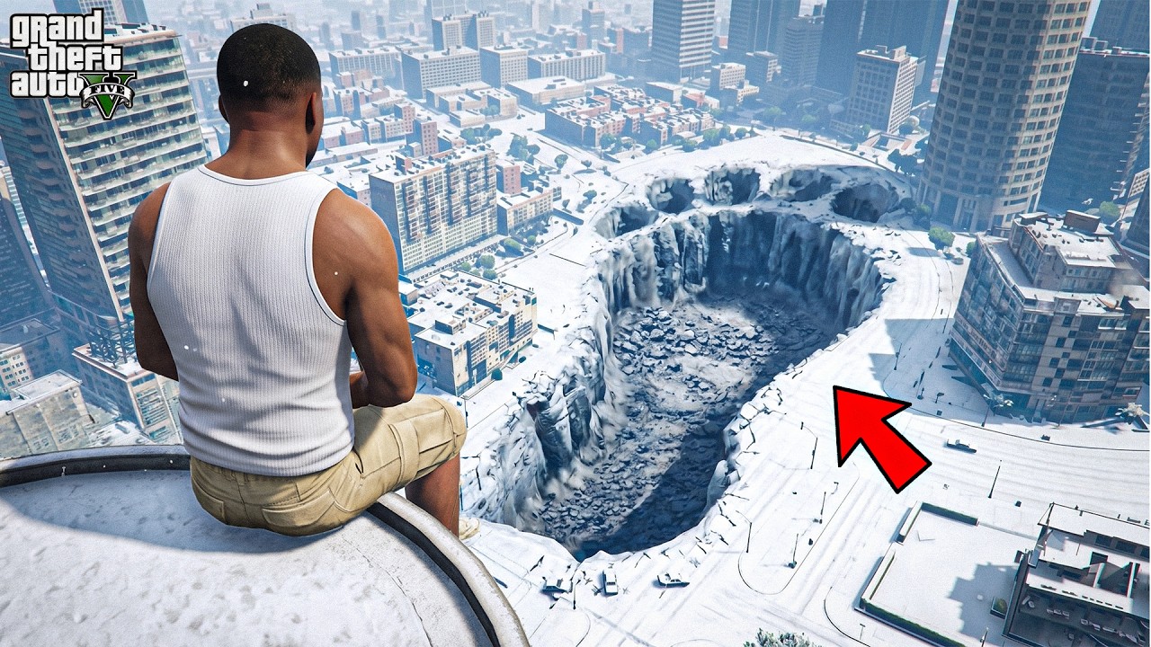 Franklin Found A Giant Mysterious Footprint In Snow In GTA 5 ! (GTA 5 Mods)