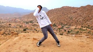 Amazing dubstep dance freestyle on The mountain