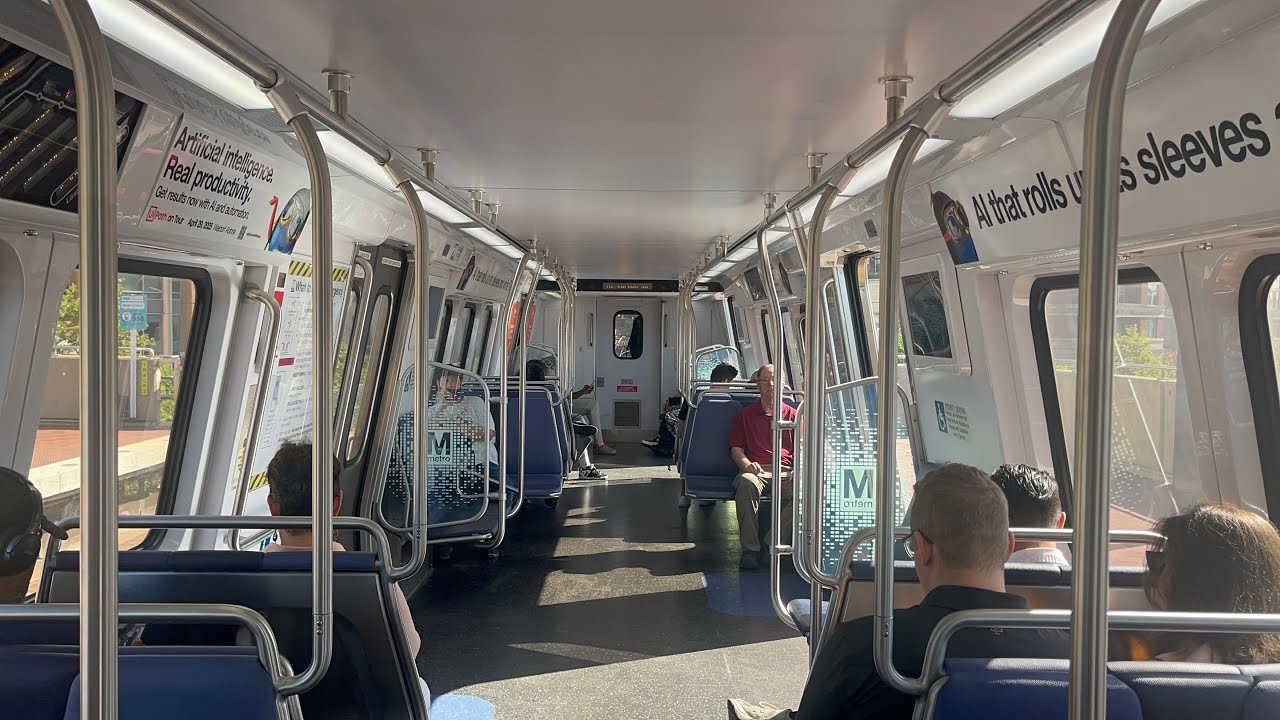 CATCHING THE METRO TRAIN THAT’S READY TO DEPART!