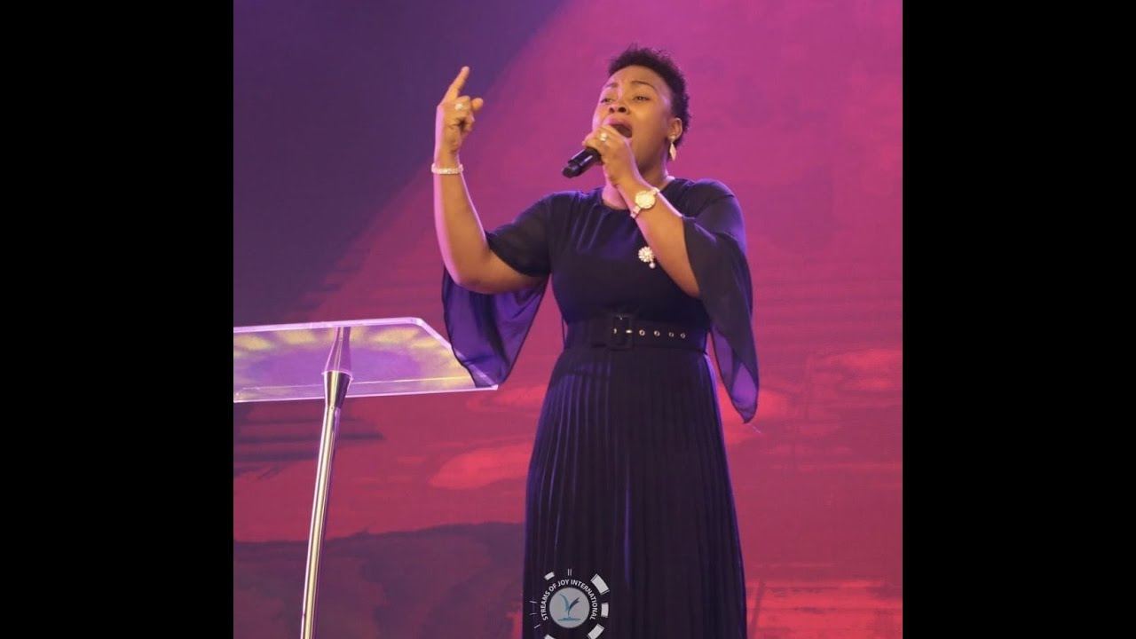 I AM LIFTED BY THE LORD/YOU NO DEY USE ME PLAY medley by Dr Ugonma