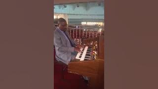 BWANA AMEFUFUKA BY J.D.MKOMAGU... Organist: PRUDENS RWEYONGEZA