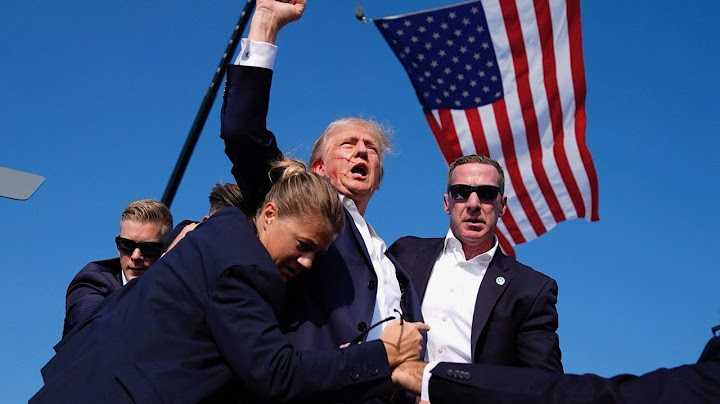TRUMP ajeruhiwa kwa Risasi kwenye Jaribio la Kuuawa wakati wa Mkutano wa kampeni, wawili wauawa