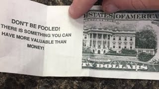 Teen Waiter Shocked To Find Bible Pamphlet Disguised As $20 Tip