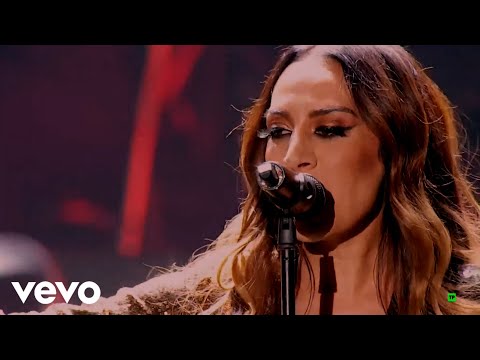 Mónica Naranjo - Desátame (Renaissance Tour) [Live HD]