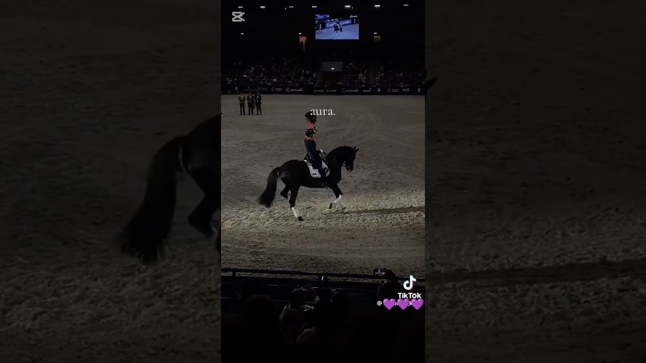 Aura. ||NOT MY VIDEO!! || 