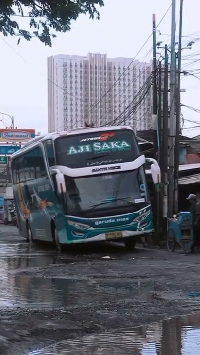 BUS GARUDA MAS OLENG PARAH