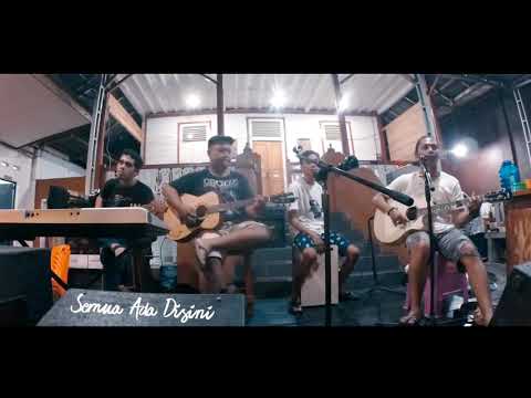 BUDI DOREMI - SEMUA ADA DISINI ENNO LERIAN (COVER) BUDI DOREMI - SEMUA ADA DISINI ENNO LERIAN (COVER)