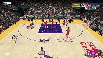 NBA 2K22 MyCareer Facilitating 3-Level 2-Way Gameplay