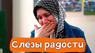 Слезы радости: Сироте подарили квартиру